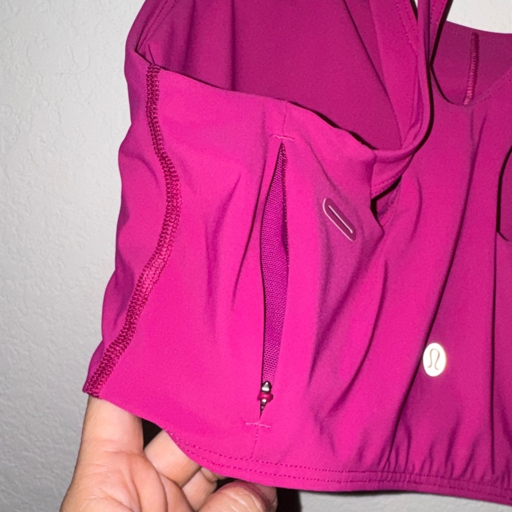 Lululemon Women's Pink Sports top with built in bra size 8 - Picture 5 of 7